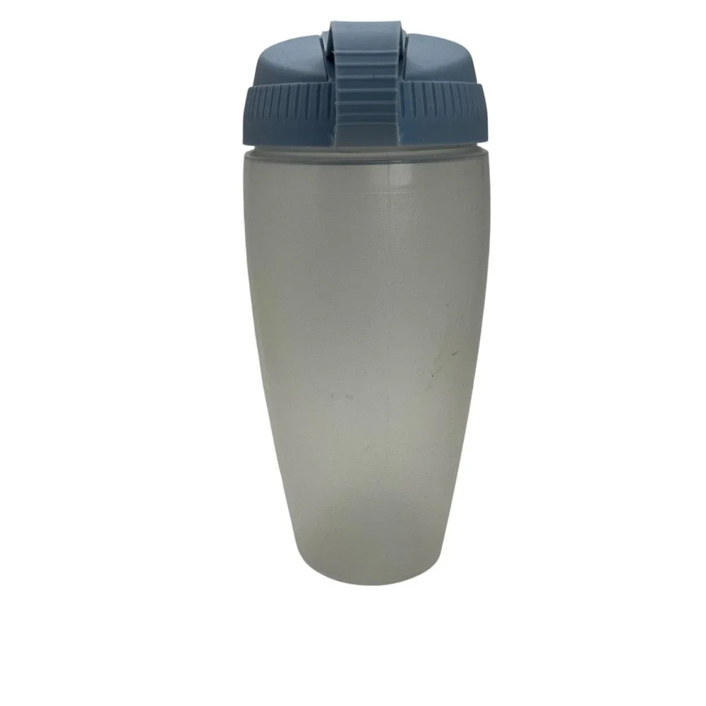 Rubbermaid 16‎ oz Salad Dressing Shaker Blender Mixer Bottle Servin Saver